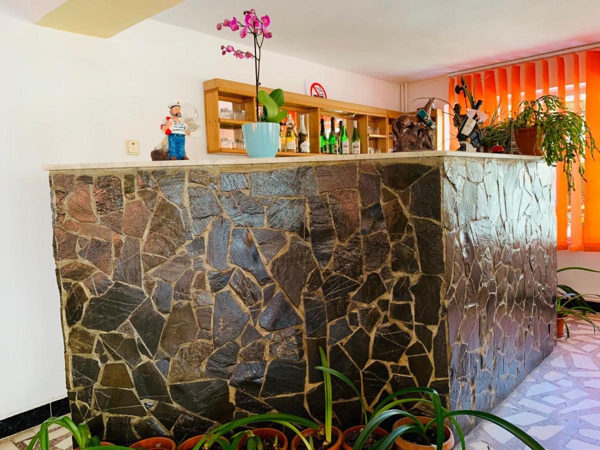 Casa Andu Hotel ดิมโบวิชิอัวรา ภายนอก รูปภาพ